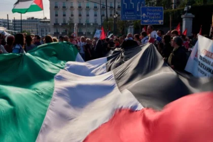 Gaza Flotilla Activists Disembark Crete
